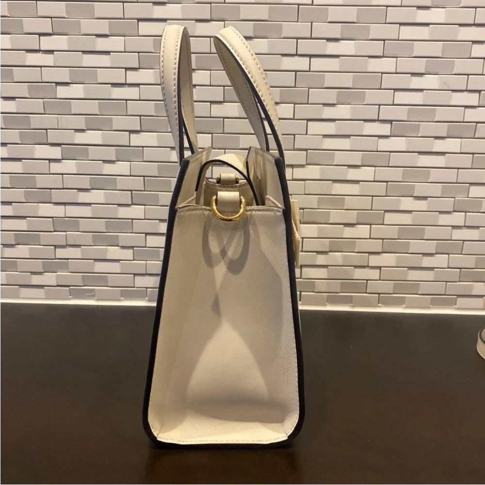 Gucci Beige Leather Tote with Bow Accent - Picture 3 of 9